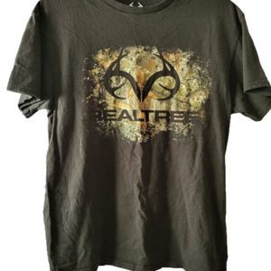Realtree Medium Men's Tshirt